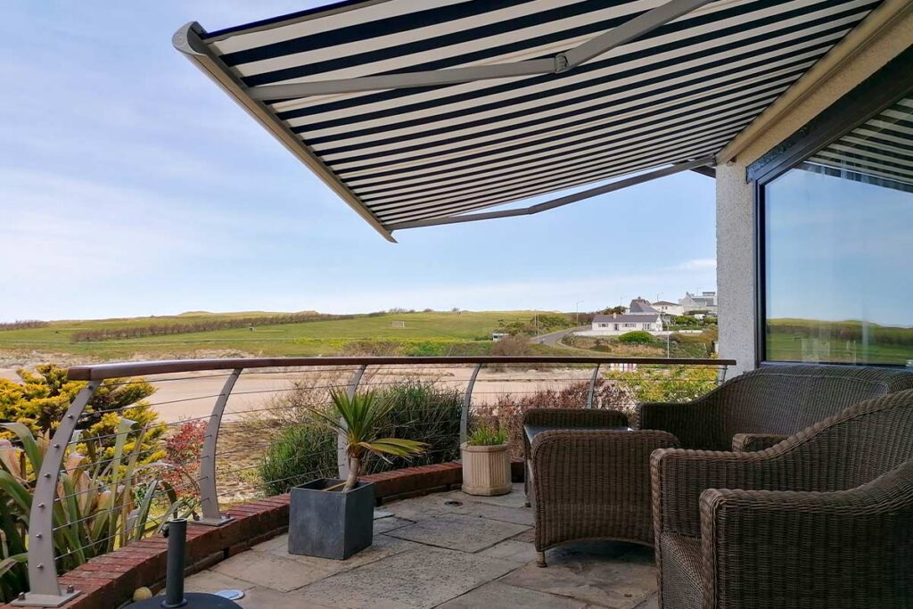 awning-cornwall-feature-home-3